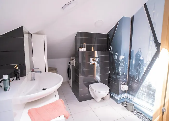 Wielodom - Kryjówka Na Wsi